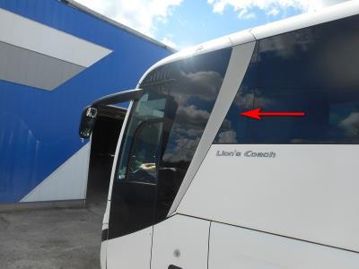 Переднее наружнее стекло стеклопакета правое/левое MAN LION`S COACH R07 (2019 г.в.) на технике Переднее наружнее стекло стеклопакета правое/левое MAN LION`S COACH R07 (2019 г.в.) на технике