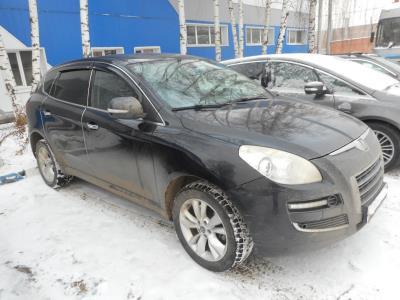 Лобовое стекло LUXGEN 7 U22T (2015 г.в.) на технике Лобовое стекло LUXGEN 7 U22T (2015 г.в.) на технике