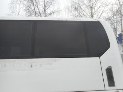 Корпусное заднее левое/правое стекло MAN LION`S COACH R07 (2019 г.в.) на технике Корпусное заднее левое/правое стекло MAN LION`S COACH R07 (2019 г.в.) на технике