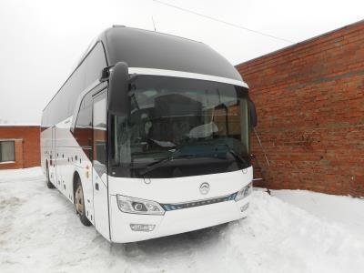 Лобовое нижнее стекло GOLDEN DRAGON XML 6126JR (2023 г.в.) на технике Лобовое нижнее стекло GOLDEN DRAGON XML 6126JR (2023 г.в.) на технике