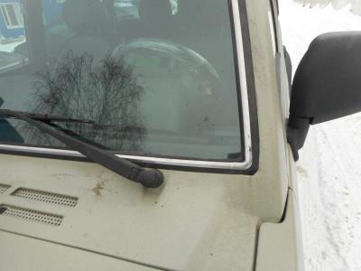 лобовое стекло HYUNDAI GALLOPER внедорожник (1998-2003 г.в.) на технике лобовое стекло HYUNDAI GALLOPER внедорожник (1998-2003 г.в.) на технике
