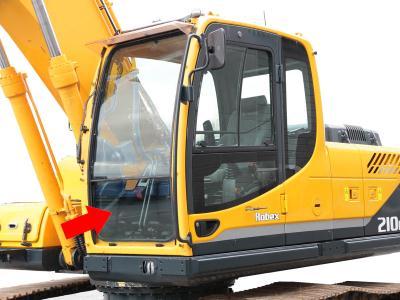 лобовое стекло, нижнее HYUNDAI R210LC-9, R220LC-9A на технике 