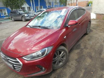 Лобовое стекло HYUNDAI ELANTRA AD (2016-2020 г.в.) на технике Лобовое стекло HYUNDAI ELANTRA AD (2016-2020 г.в.) на технике
