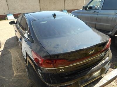 Стекло крыши KIA K7 (2017-2020гв г.в.) на технике Стекло крыши KIA K7 (2017-2020гв г.в.) на технике