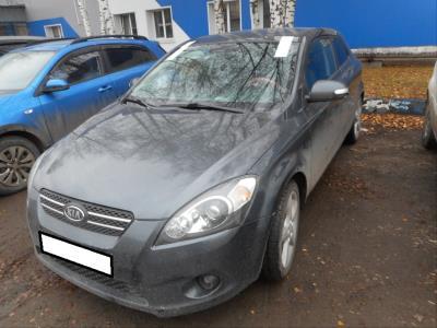 Лобовое стекло KIA CEED купе (2010 г.в. г.в.) общий вид фото Лобовое стекло KIA CEED купе (2010 г.в. г.в.) общий вид фото