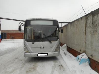 лобовое стекло, половина HYUNDAI AERO CITY (2012 г.в.) общий вид фото лобовое стекло, половина HYUNDAI AERO CITY (2012 г.в.) общий вид фото