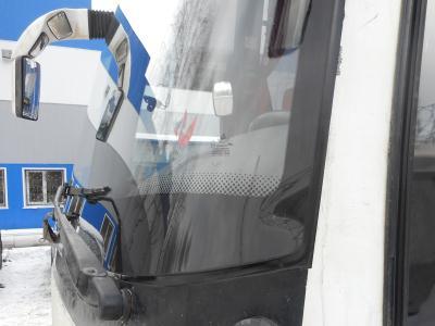 лобовое стекло VOLVO CARRUS левый нижний угол стекла лобовое стекло VOLVO CARRUS левый нижний угол стекла