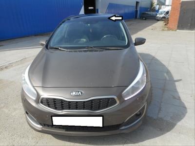 Стекло крыши передняя часть KIA CEED JD (2016 г.в.) общий вид Стекло крыши передняя часть KIA CEED JD (2016 г.в.) общий вид