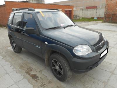 лобовое стекло NIVA CHEVROLET внедорожник (2000 г.в.) общий вид лобовое стекло NIVA CHEVROLET внедорожник (2000 г.в.) общий вид