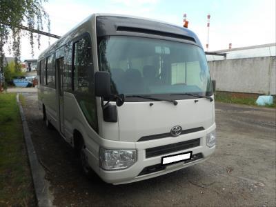 Лобовое стекло TOYOTA COASTER (2023 г.в. г.в.) общий вид 