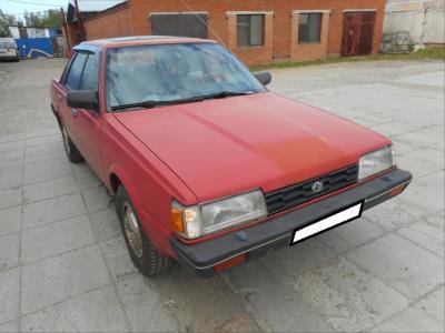 лобовое стекло SUBARU LEONE седан (1984-89 г.в.) общий вид 