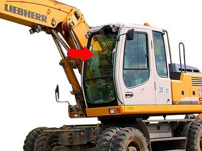 Верхнее лобовое стекло LIEBHERR R944C, R954C, R964C на технике 