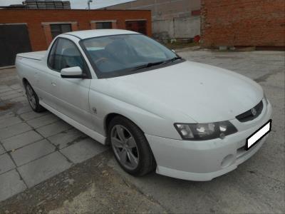Лобовое стекло HOLDEN UTE UTE (2003 г.в. г.в.) общий вид Лобовое стекло HOLDEN UTE UTE (2003 г.в. г.в.) общий вид