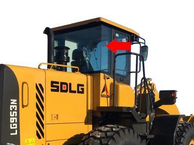 Корпусное заднее (левое,правое) стекло SDLG LG 953N на технике Корпусное заднее (левое,правое) стекло SDLG LG 953N на технике